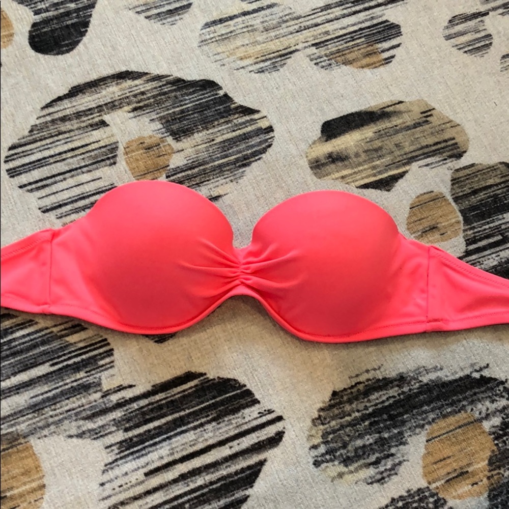 Victoria’s Secret push-up strapless top